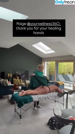 Saira Khan / iamsairakhan / sairasbum nude photo #0866