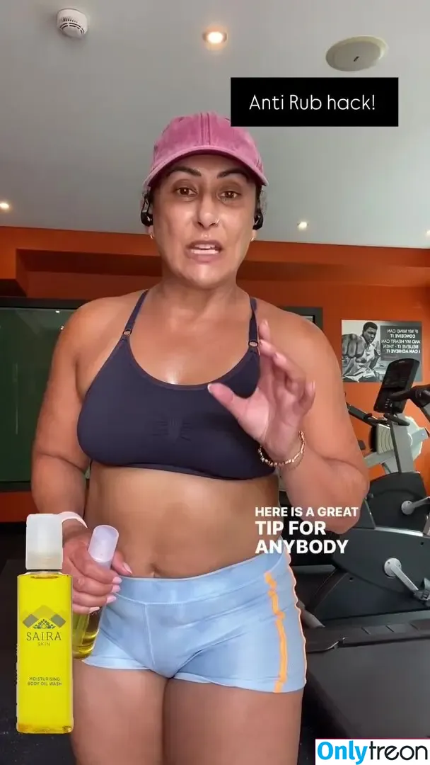 Saira Khan голая photo #0439 (iamsairakhan / sairasbum)