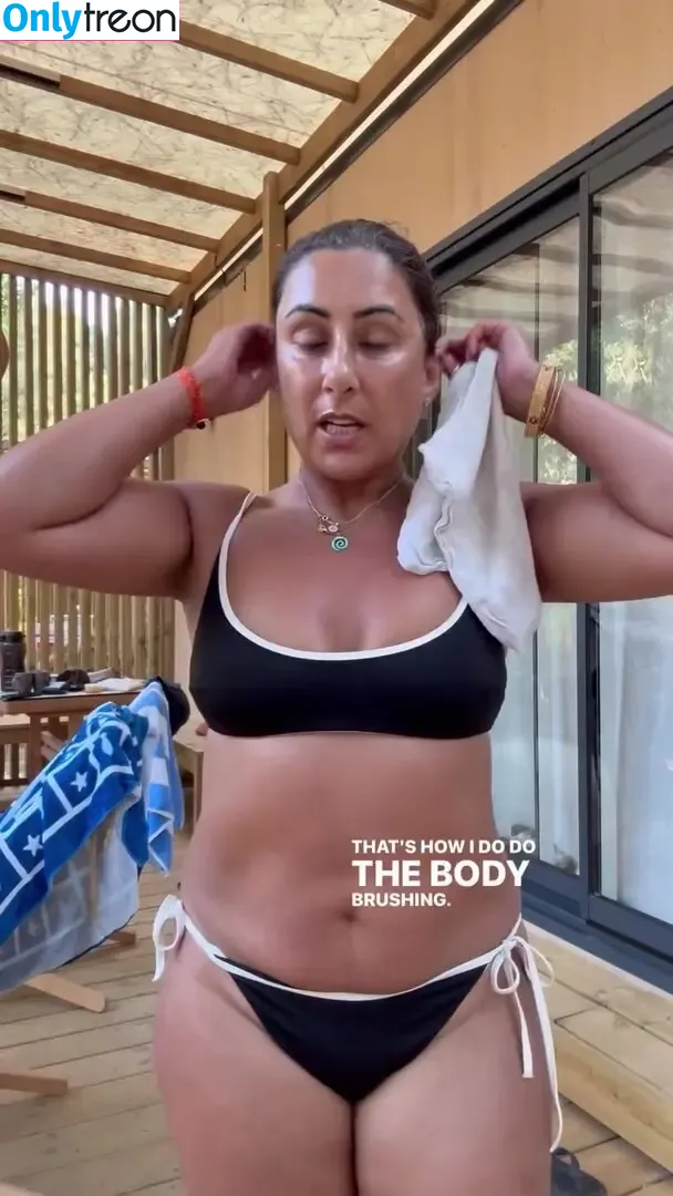 Saira Khan nude photo #0815 (iamsairakhan / sairasbum)
