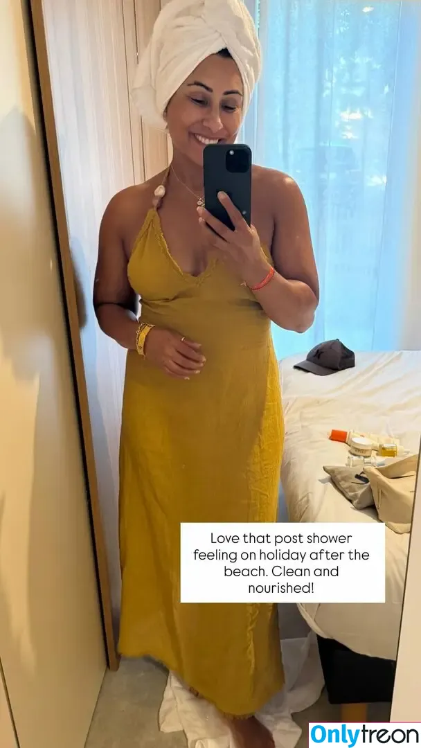 Saira Khan nude photo #0817 (iamsairakhan / sairasbum)