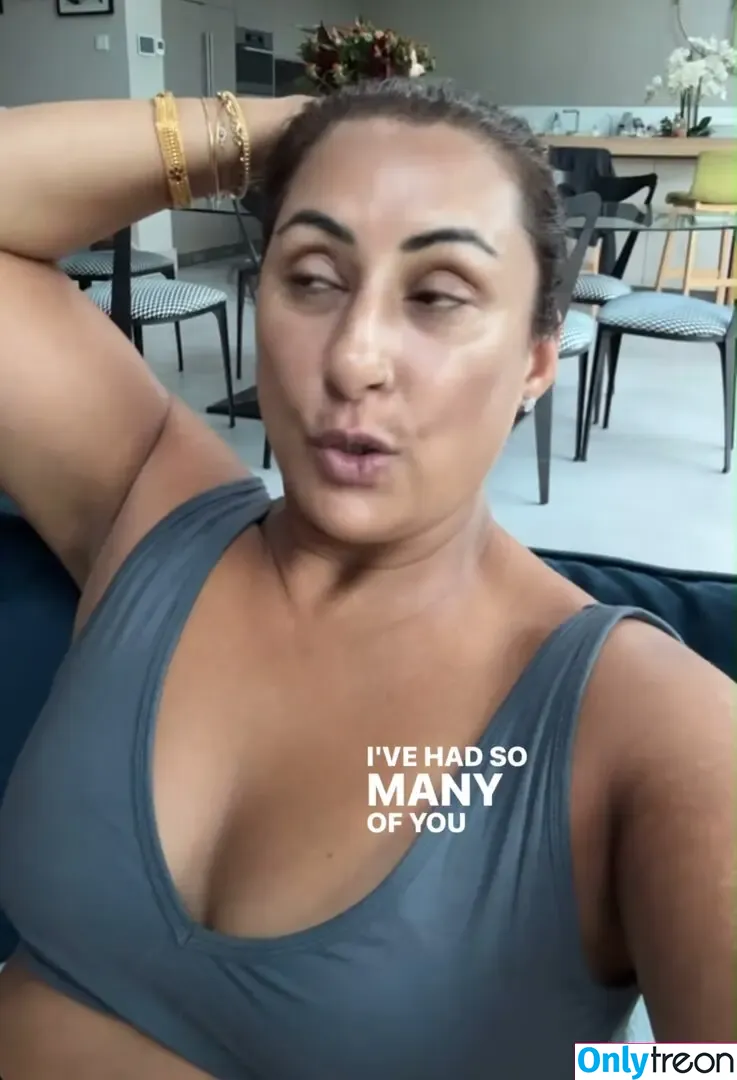Saira Khan nude photo #0860 (iamsairakhan / sairasbum)