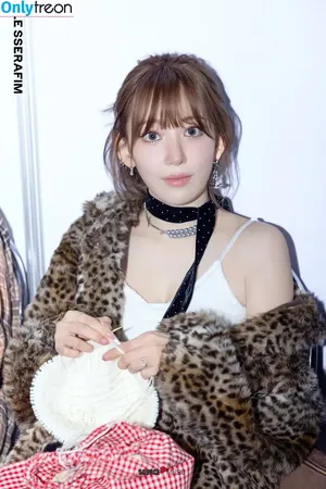Sakura Miyawaki 宮脇 咲良 / 39saku_chan / LESSERAFIM фото голая #0088
