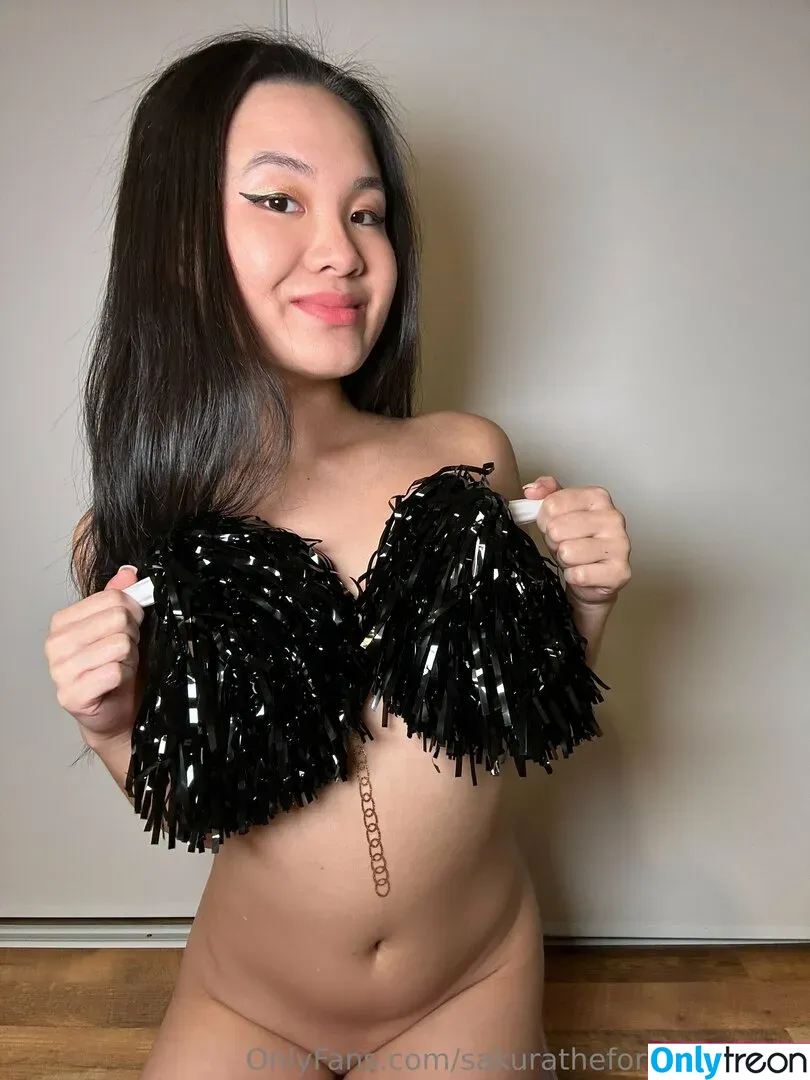 sakuratheforbiddenfruit nude photo #0266 (4bidden4ruit / zlightskin)