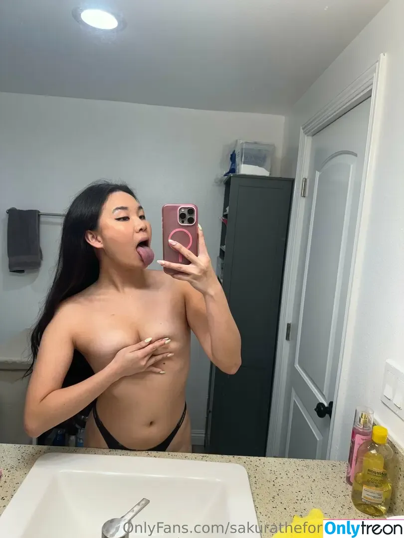 sakuratheforbiddenfruit nude photo #0526 (4bidden4ruit / zlightskin)