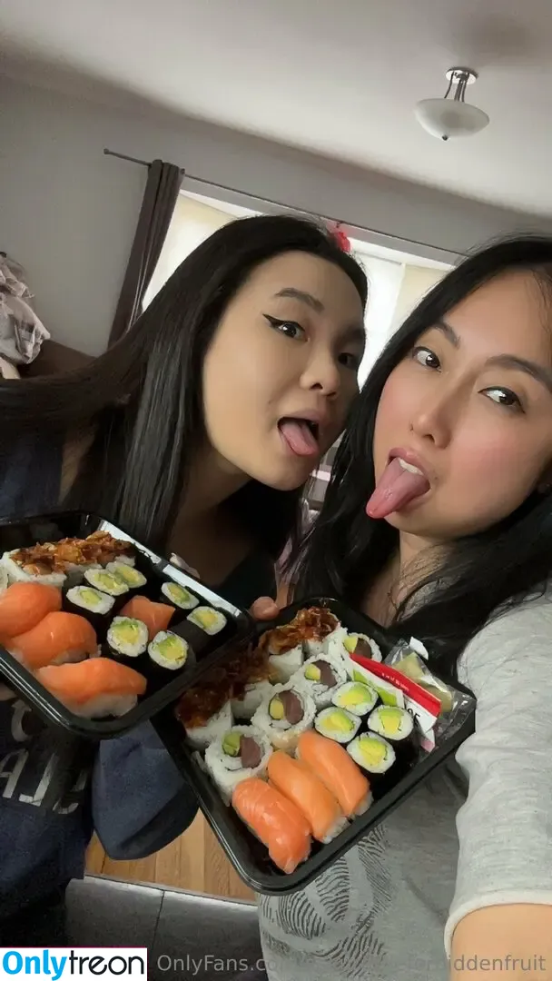 sakuratheforbiddenfruit nude photo #0571 (4bidden4ruit / zlightskin)