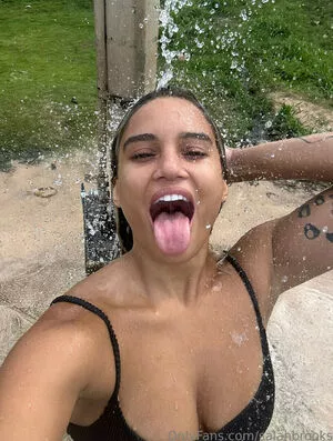 Salah Brooks / salah.brooks / salahbrooks nude photo #0016