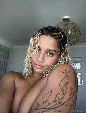 Salah Brooks / salah.brooks / salahbrooks nude photo #0136