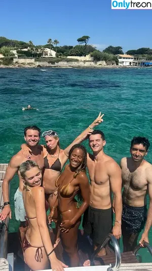 Salem Ilese / salemilese / sammylewdski nude photo #0025