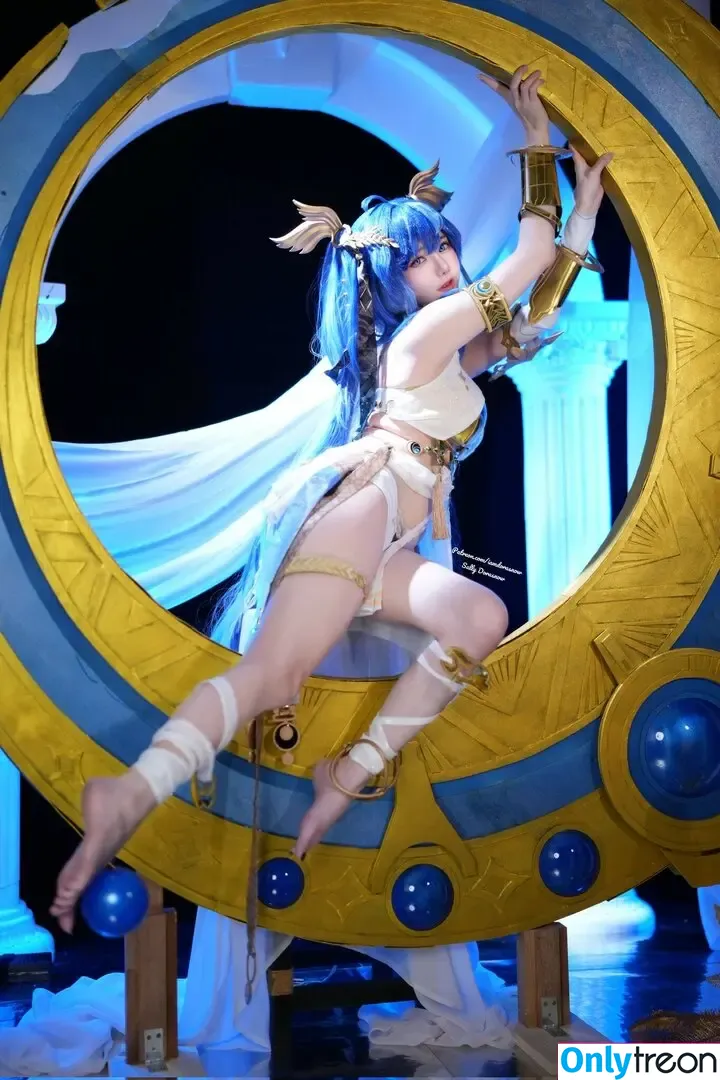 Sally Dorasnow nude photo #2967 (iamdorasnow)