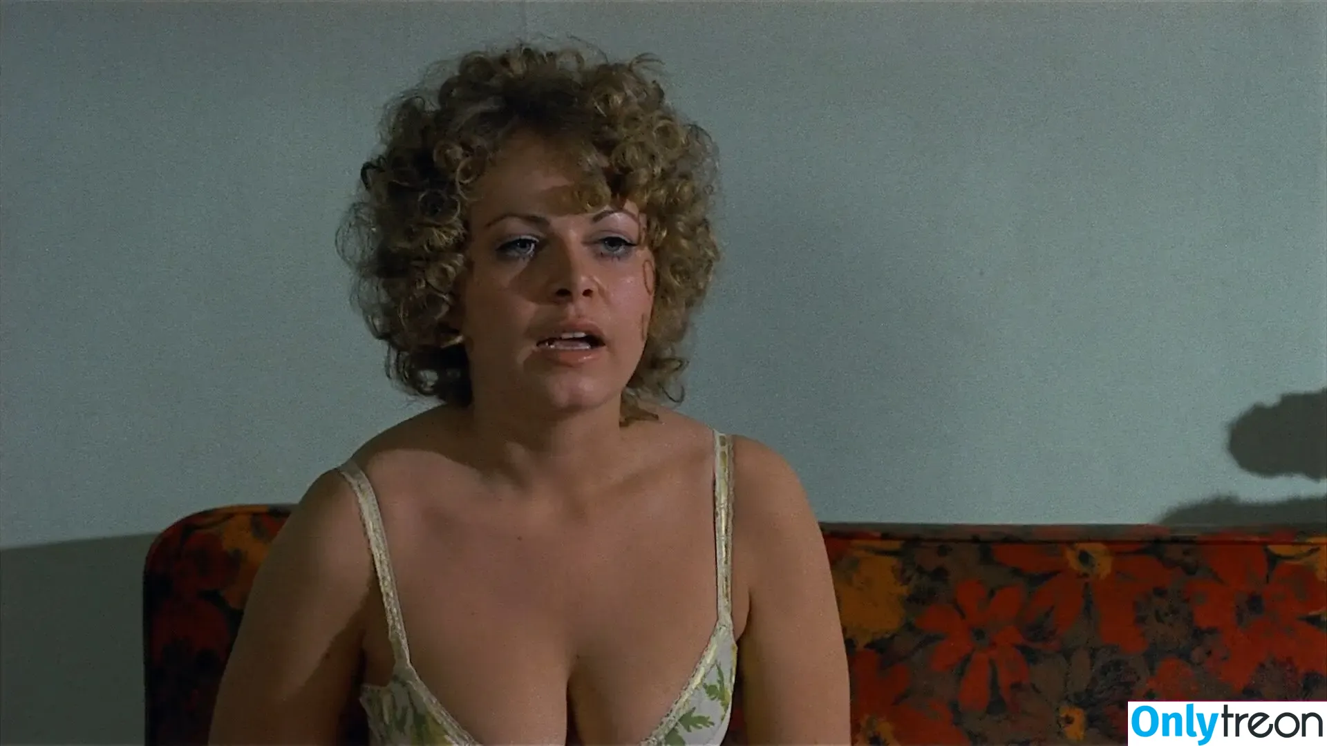 Sally Struthers nude photo #0001 (struthers_sally)