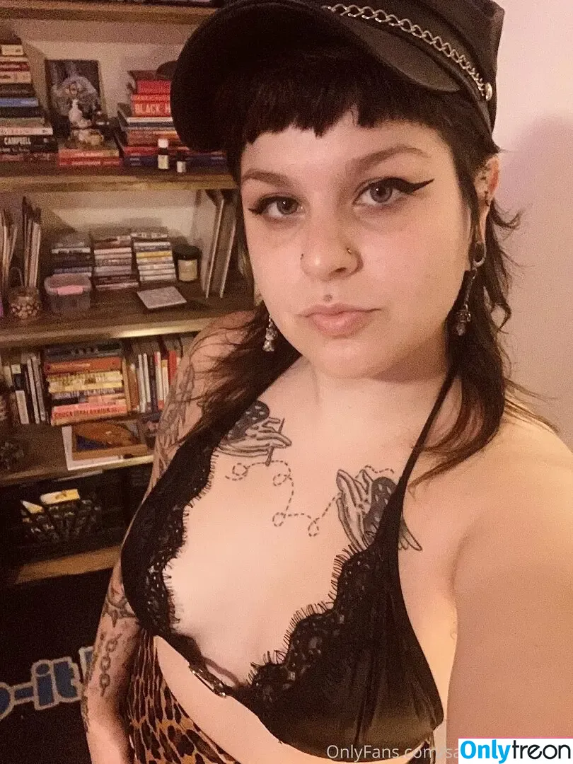 sallymcknight69 nude photo #0004 (sally.moon69)