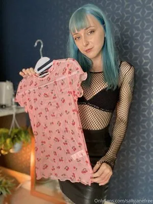sallyskinkyside / salikinsidek_official nude photo #0124
