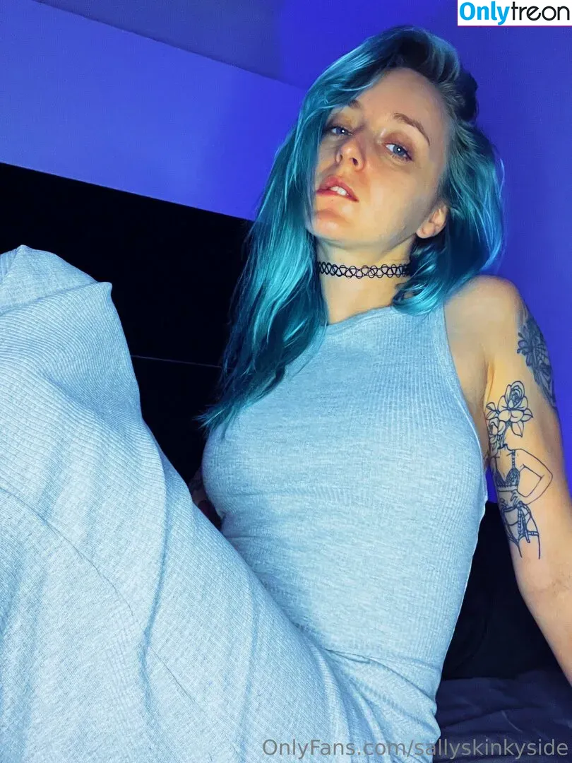 sallyskinkyside nude photo #0233 (salikinsidek_official)