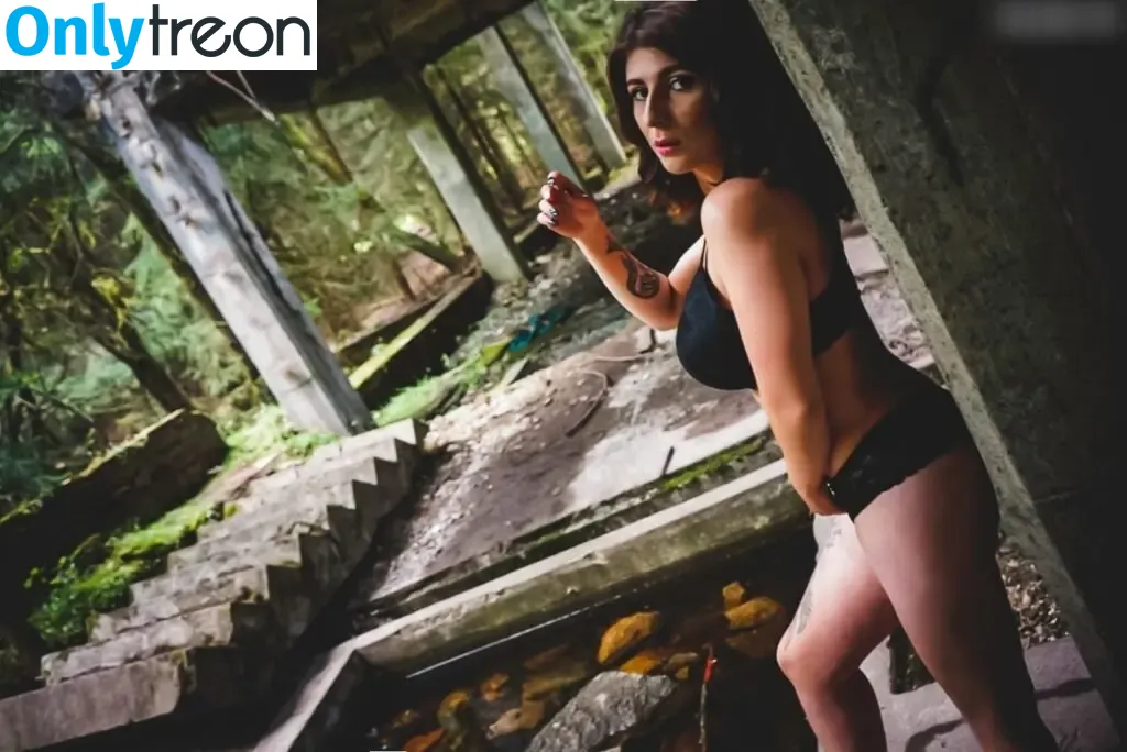 Sallyvanboom голая photo #0015 (Sallyvanboom)