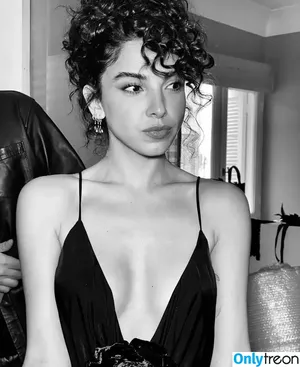 Salma Abu Deif / salmaabudeif nude photo #0048