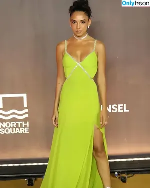 Salma Abu Deif / salmaabudeif nude photo #0049