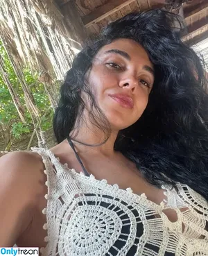 Salma Abu Deif / salmaabudeif nude photo #0081