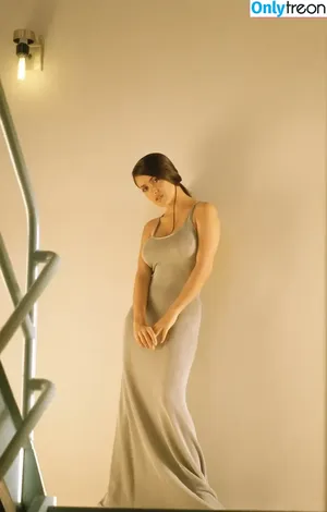 Salma Hayek / salmahayek nude photo #3931
