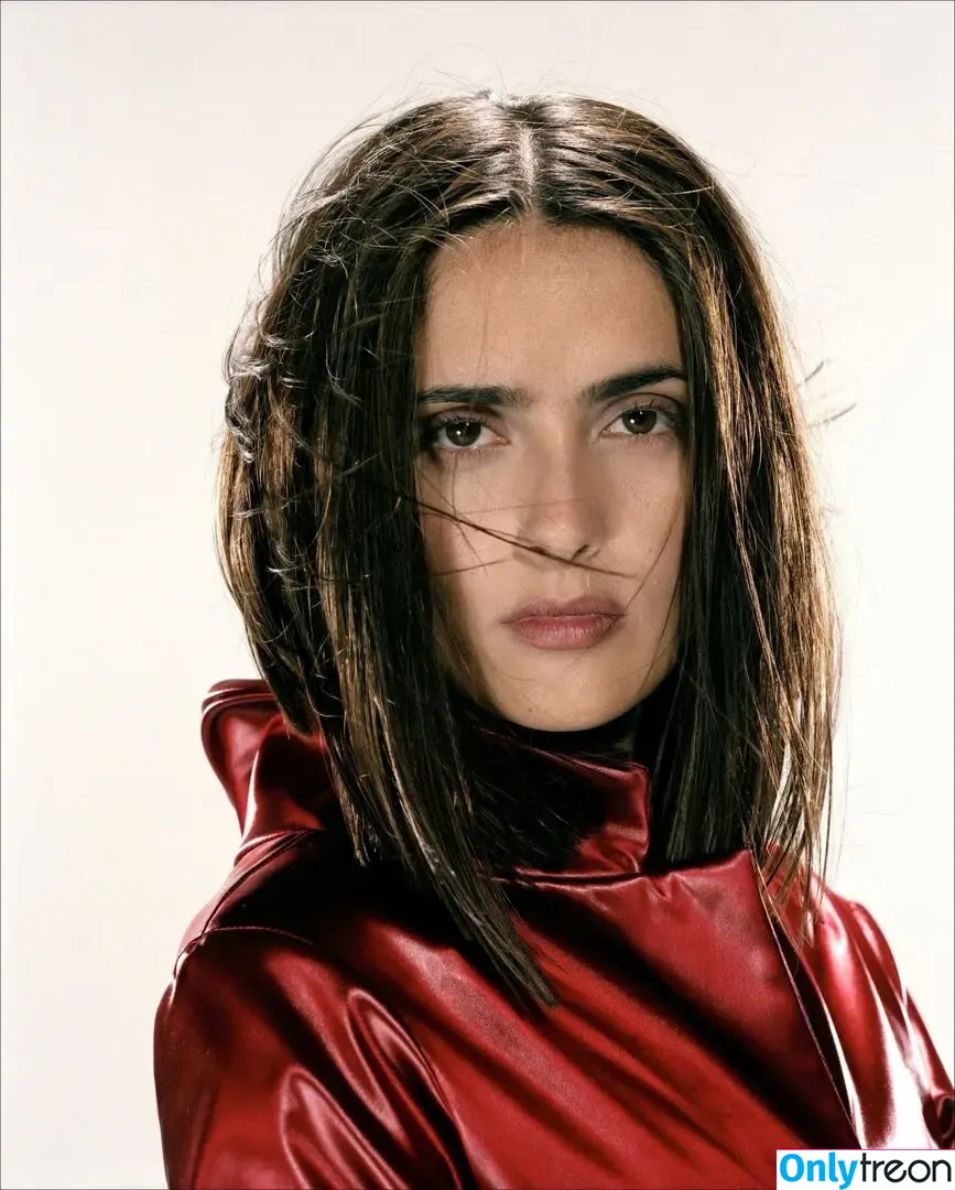 Salma Hayek голая photo #3935 (salmahayek)