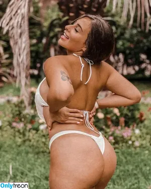 Salome Kapanadze / dgasmr / salome_kapanadze_official nude photo #0011