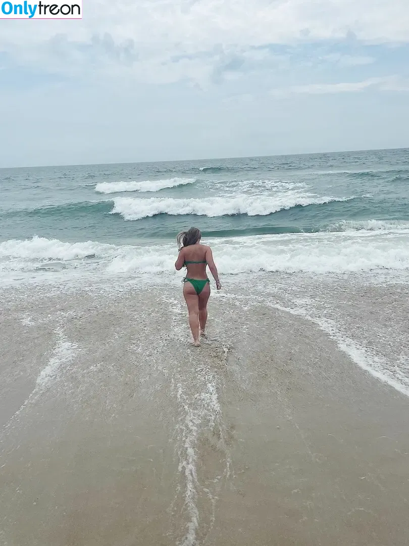 Sam Ahearn nude photo #0060 (samahearn_)