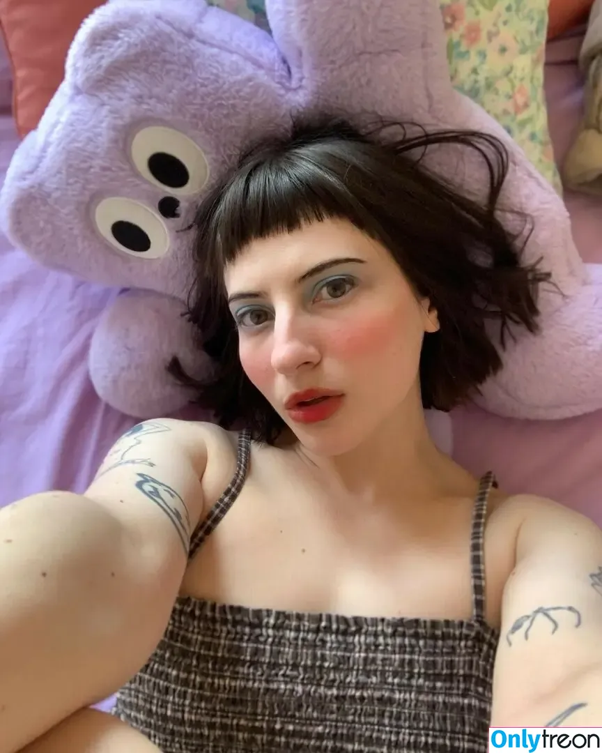 Sam Bielanski nude photo #0008 (Pony / ponytheband)