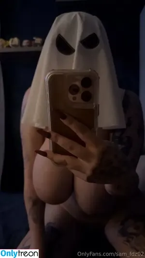 sam_fdz02 / Samantha Fernandez / iampulin2y / paul.inbrety7 фото голая #0455