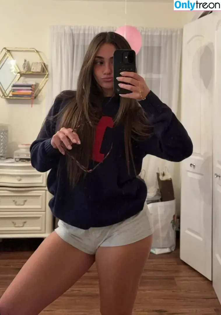 Sam Russo nude photo #0064 (samrusssso / ssamrusso)