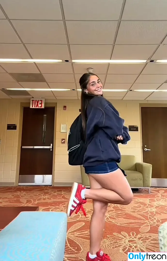 Sam Russo nude photo #0092 (samrusssso / ssamrusso)