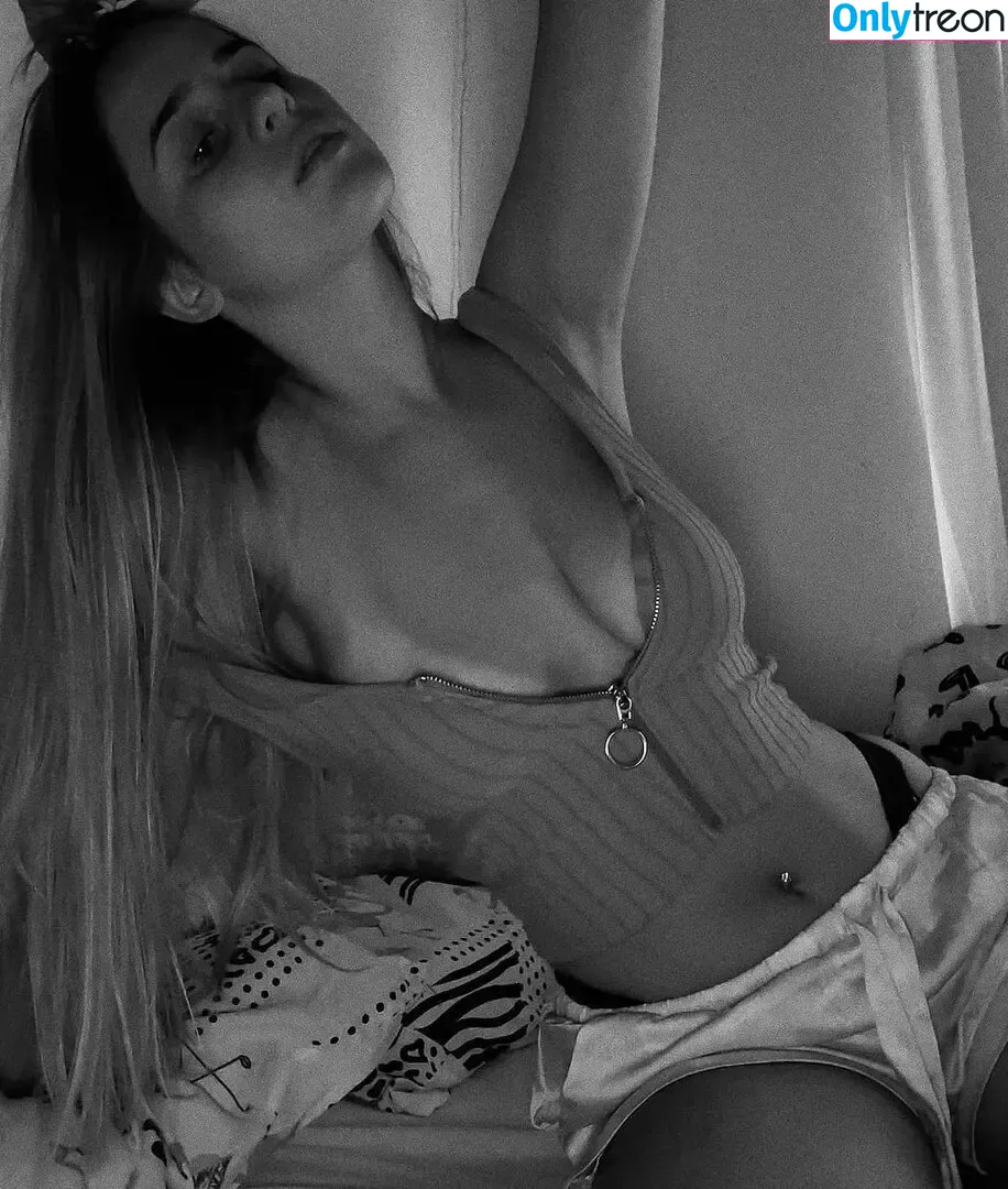 Sam Shemer nude photo #0031 (samyshem)