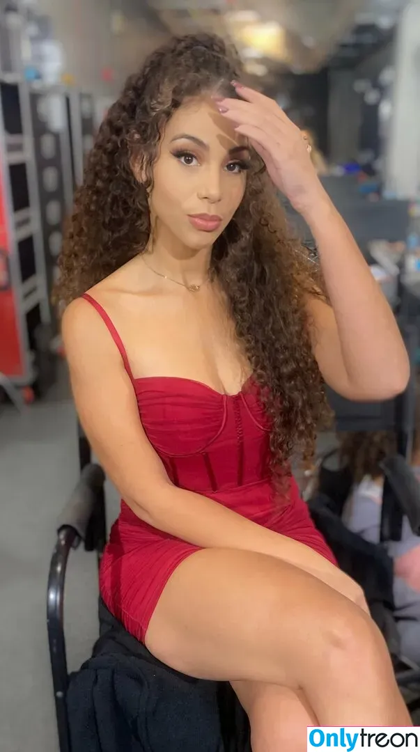 Samantha Irvin nude photo #0062 (WWE / samanthairvinwwe / samanthathebomb)