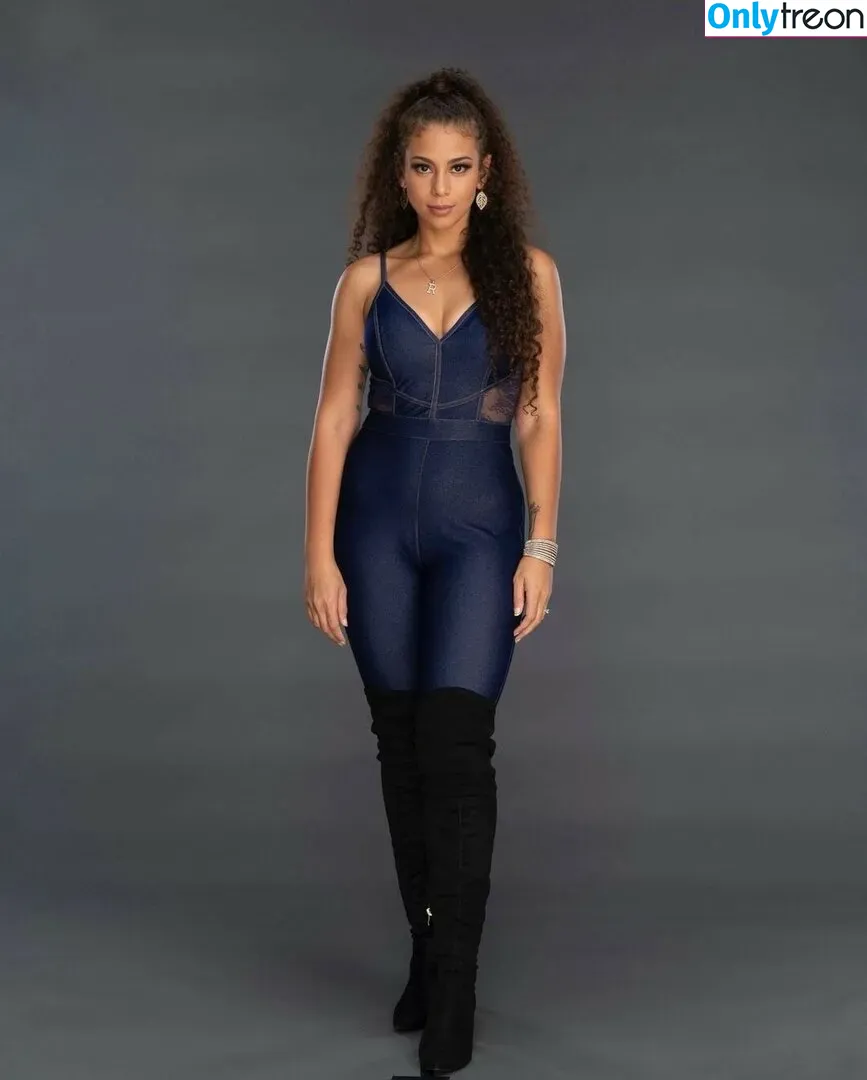 Samantha Irvin голая photo #0123 (WWE / samanthairvinwwe / samanthathebomb)