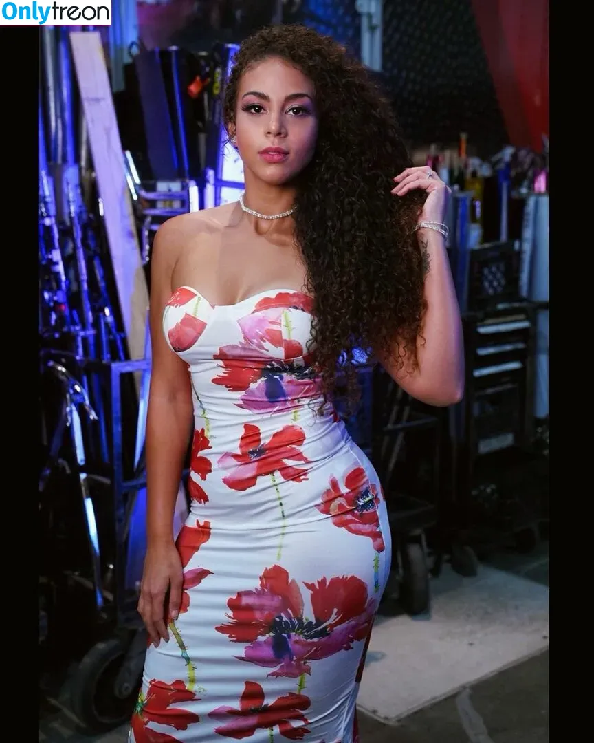 Samantha Irvin голая photo #0139 (WWE / samanthairvinwwe / samanthathebomb)