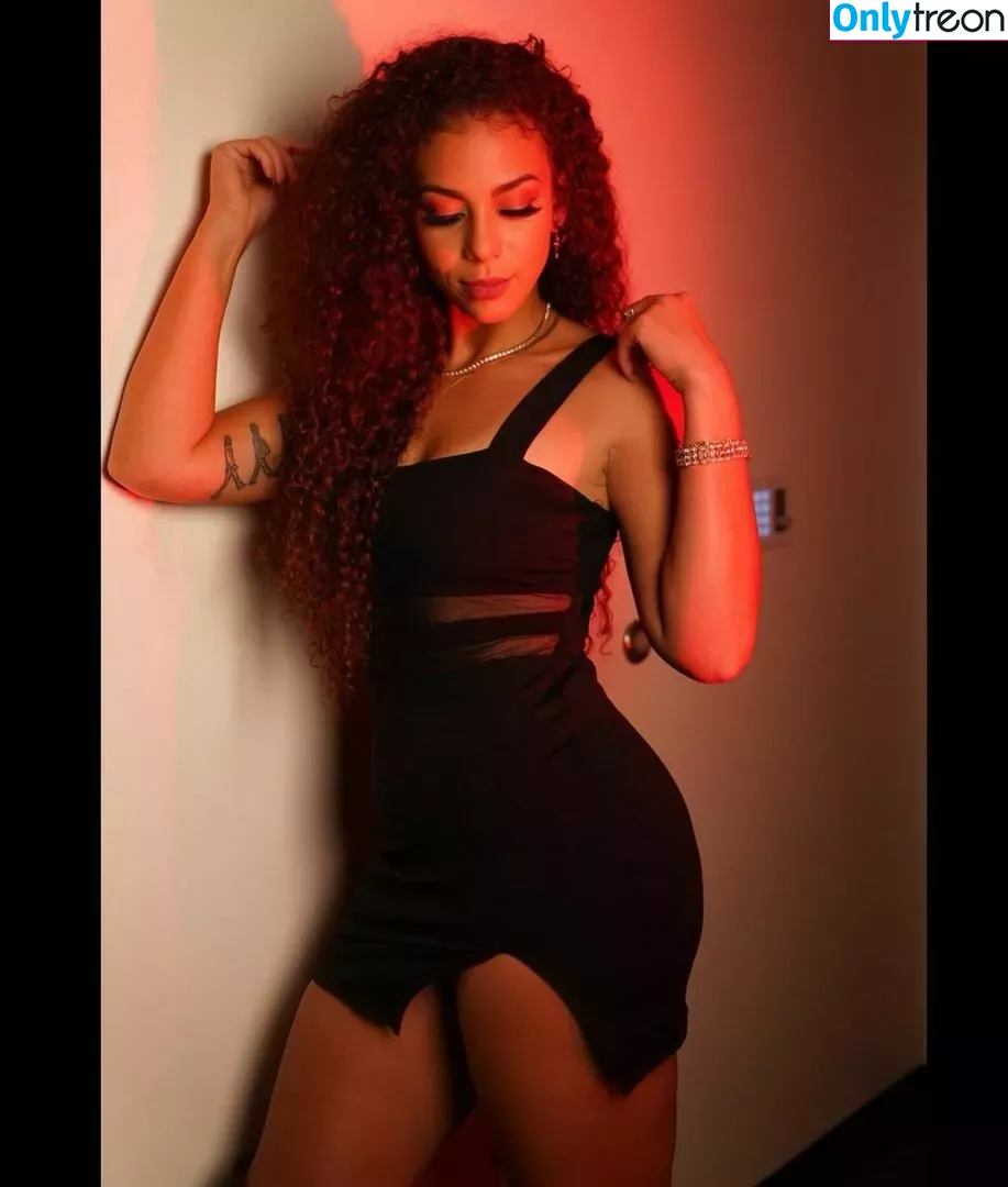 Samantha Irvin голая photo #0302 (WWE / samanthairvinwwe / samanthathebomb)