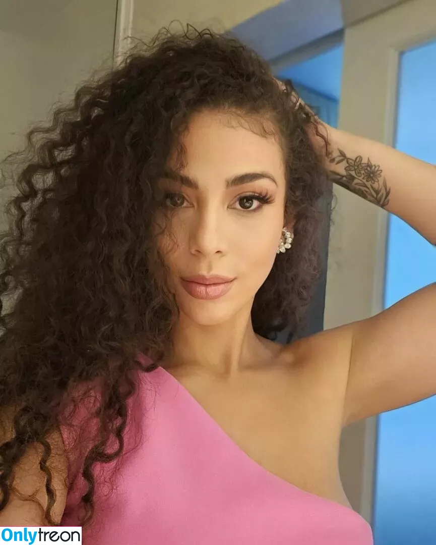 Samantha Irvin голая photo #0323 (WWE / samanthairvinwwe / samanthathebomb)