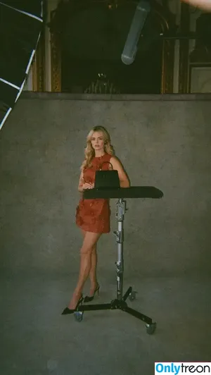 Samara Weaving / samweaving фото голая #0518