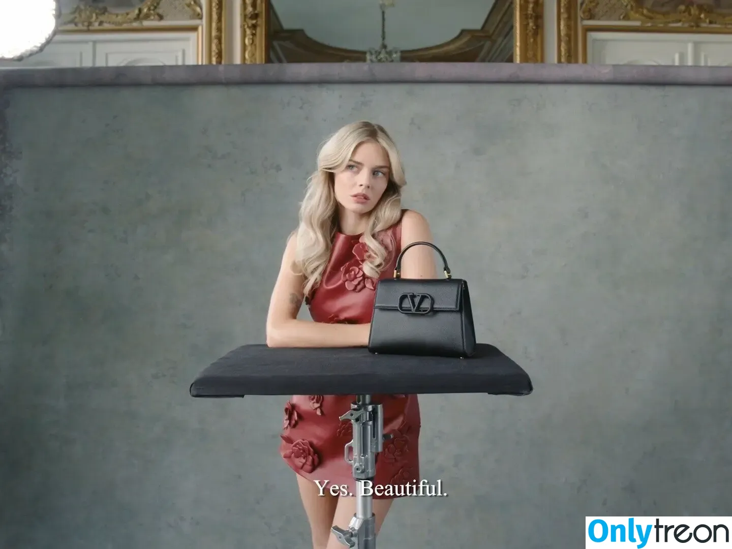 Samara Weaving голая photo #0521 (samweaving)