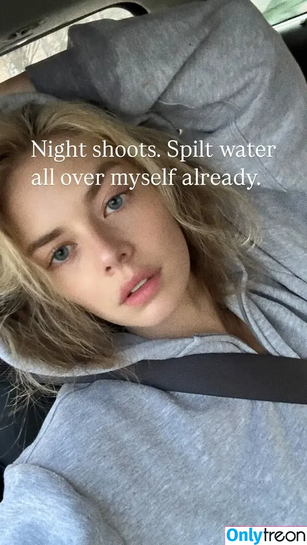 Samara Weaving nude photo #0903 (samweaving)