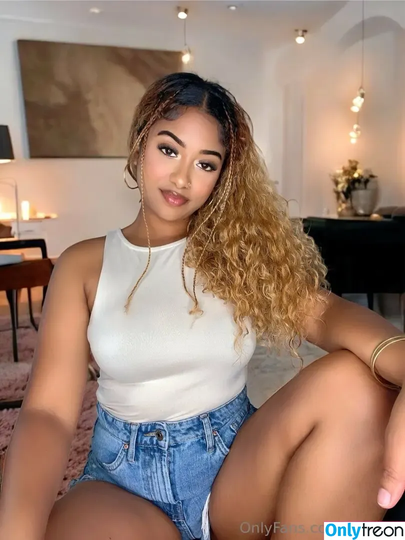 samiecl nude photo #0045 (samieclaws)