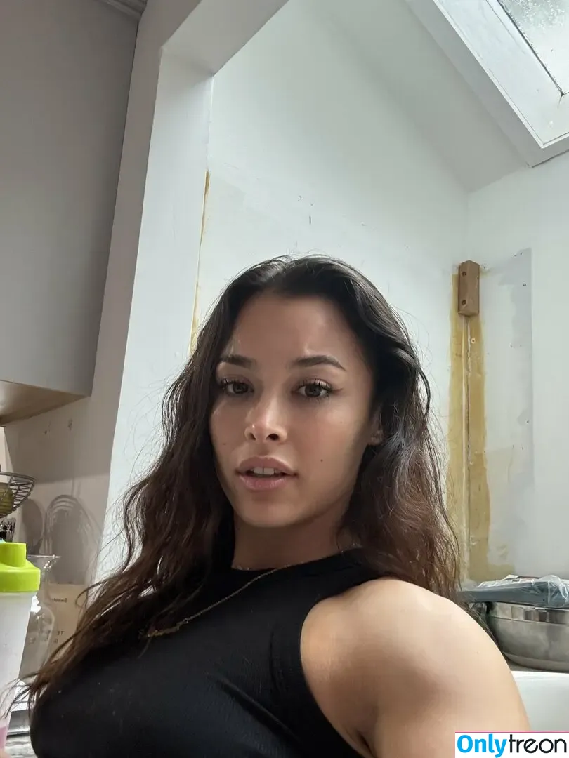 Sammajammaz nude photo #0090 (Sukismom / _samma_jamma / samma_ftw)