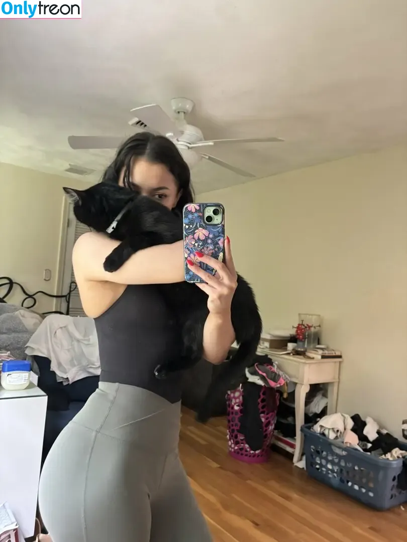 Sammajammaz nude photo #0091 (Sukismom / _samma_jamma / samma_ftw)