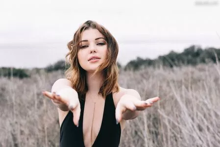 Sammi Hanratty / sammihanratty фото голая #0389