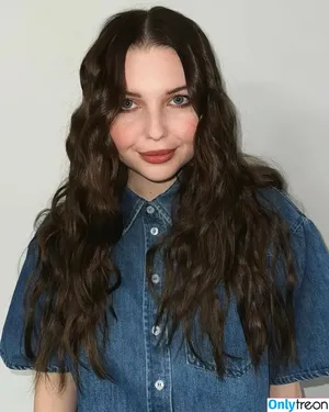 Sammi Hanratty / sammihanratty фото голая #0465