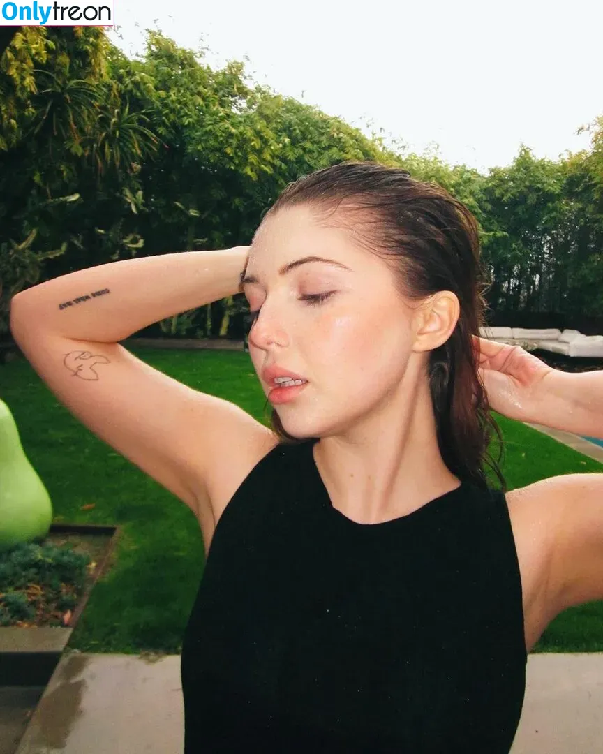 Sammi Hanratty голая photo #0159 (sammihanratty)