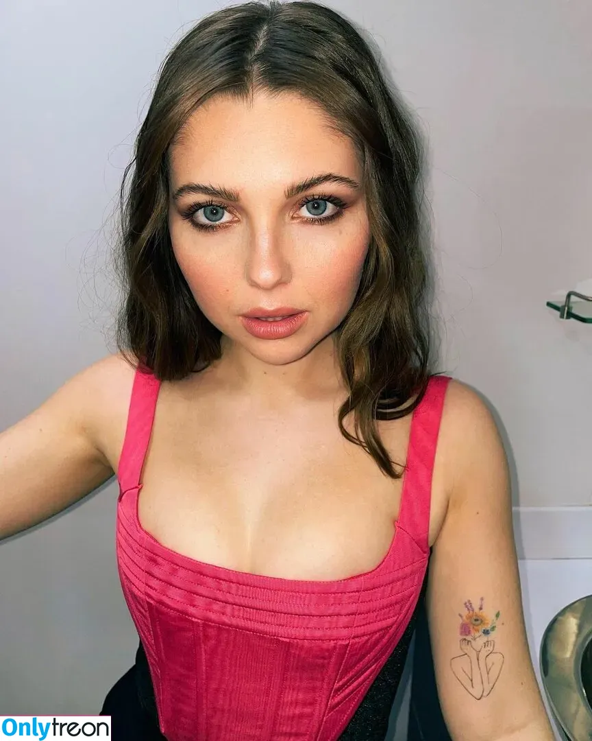 Sammi Hanratty голая photo #0241 (sammihanratty)