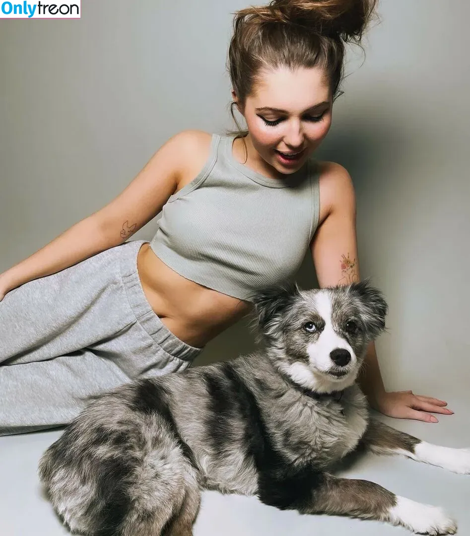 Sammi Hanratty голая photo #0283 (sammihanratty)