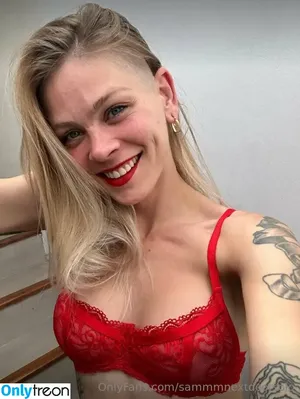 sammmnextdoorsolo / sammmtravels nude photo #0111