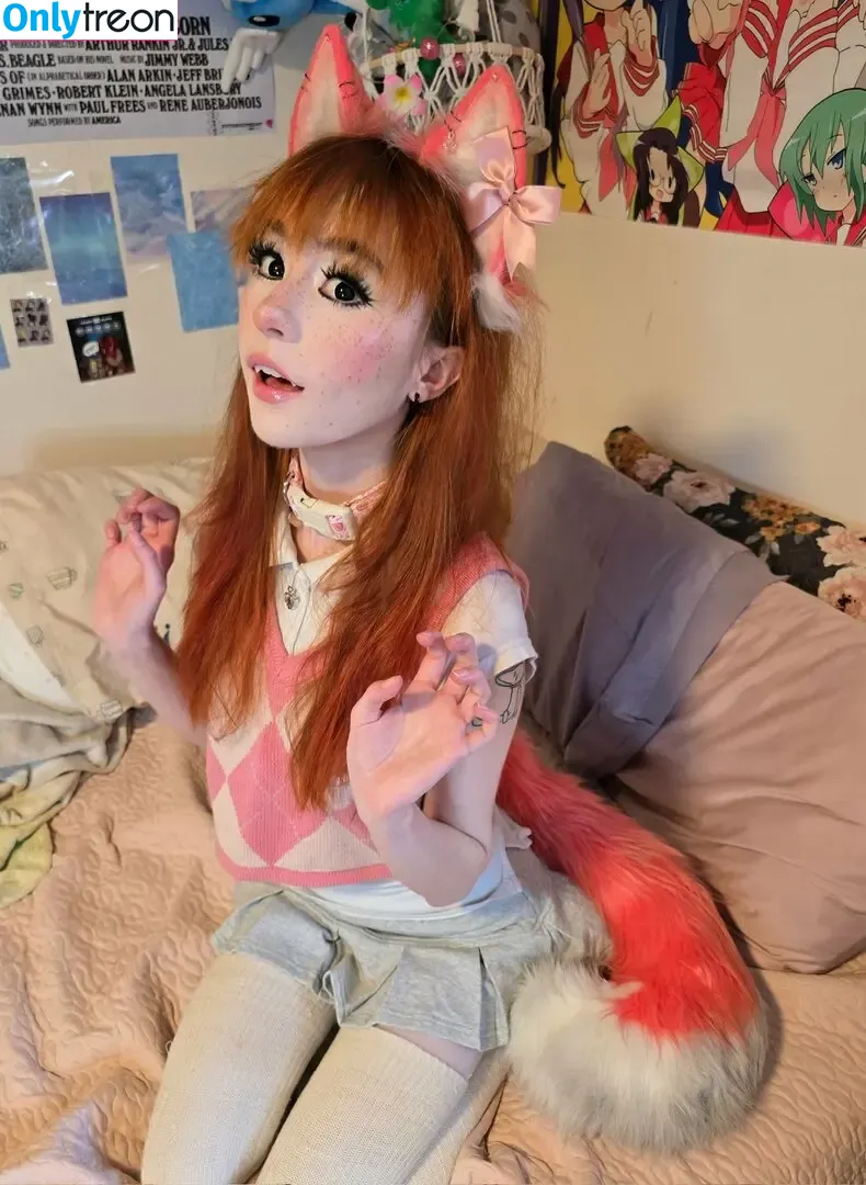 Sammynoodlesoup nude photo #0331 (thegoldengoddes / user)