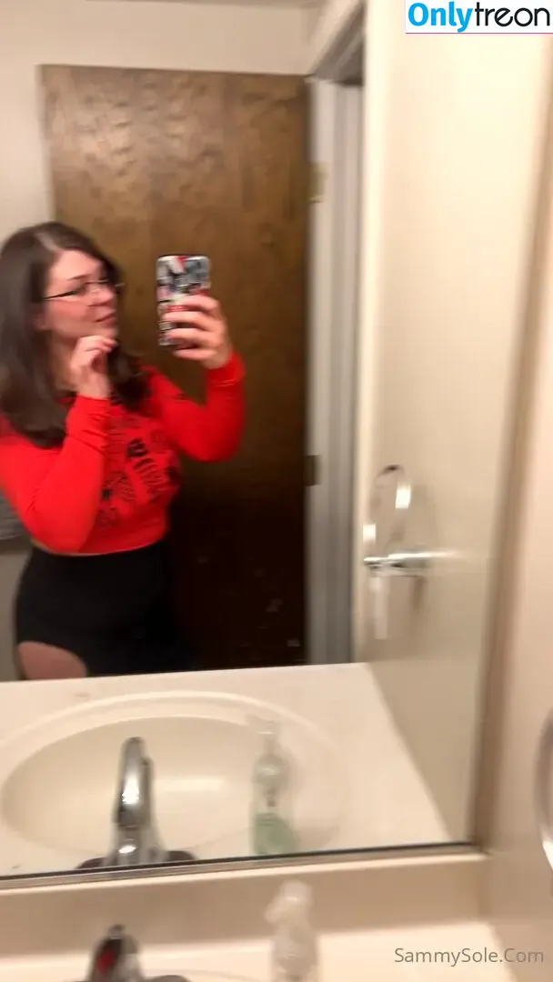 sammysole nude photo #0304 (sockittohim_)
