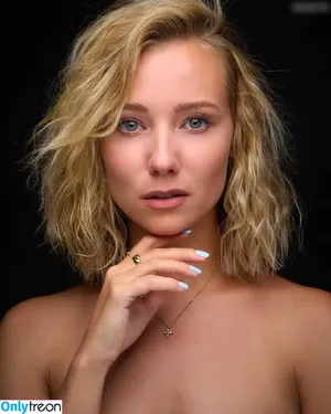  nude photo #0008